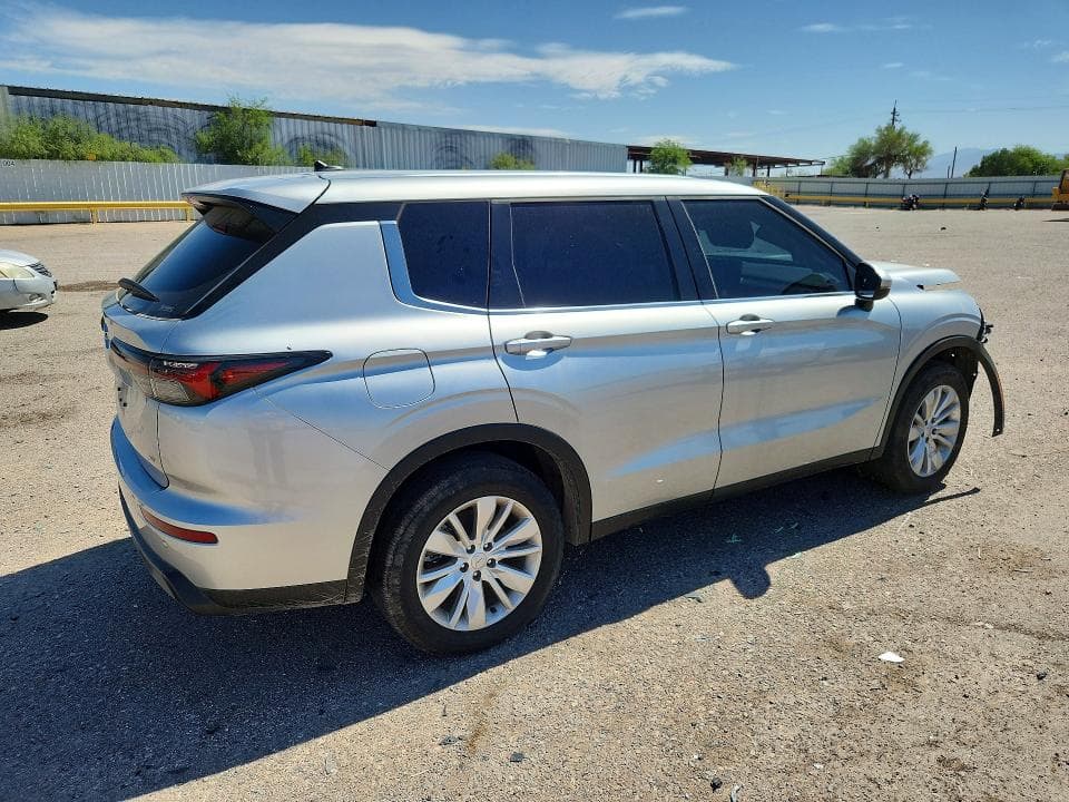 2025 MITSUBISHI OUTLANDER ES 3