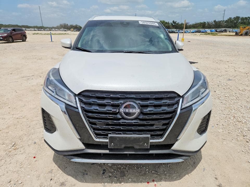 2024 NISSAN KICKS SV 5