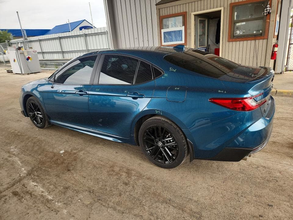 2025 TOYOTA CAMRY SE 2