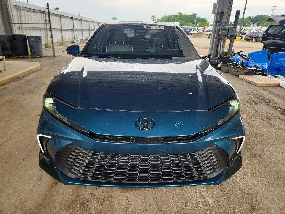 2025 TOYOTA CAMRY SE 5