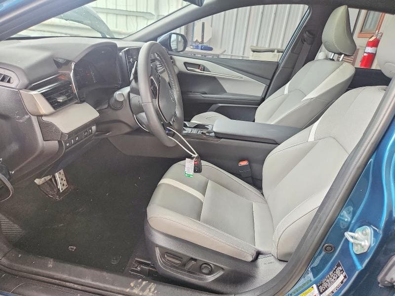 2025 TOYOTA CAMRY SE 7
