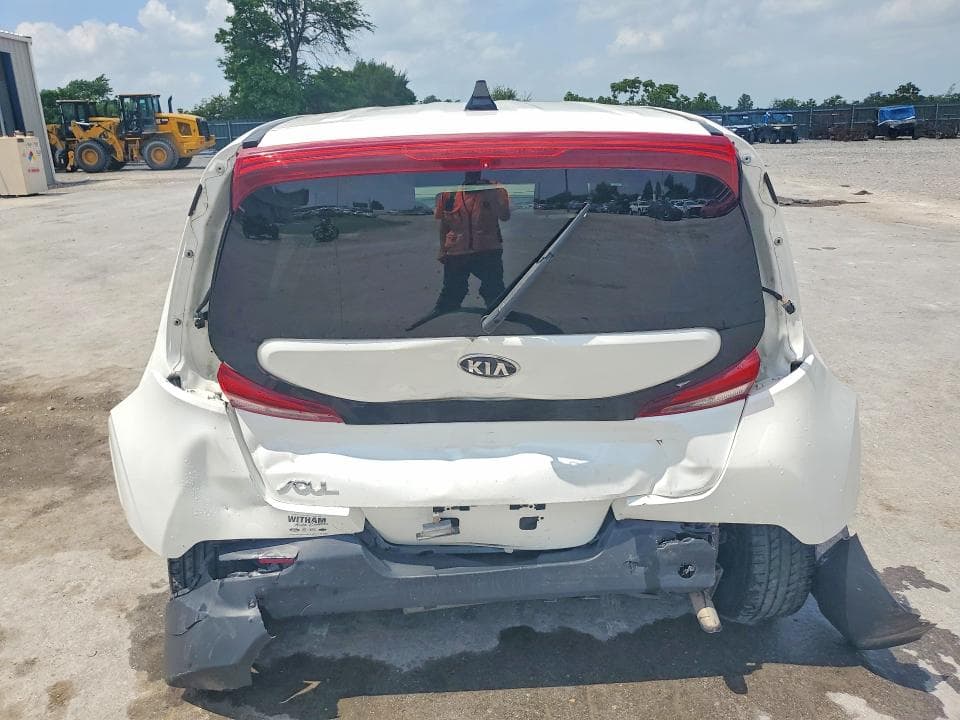 2020 KIA SOUL LX 6