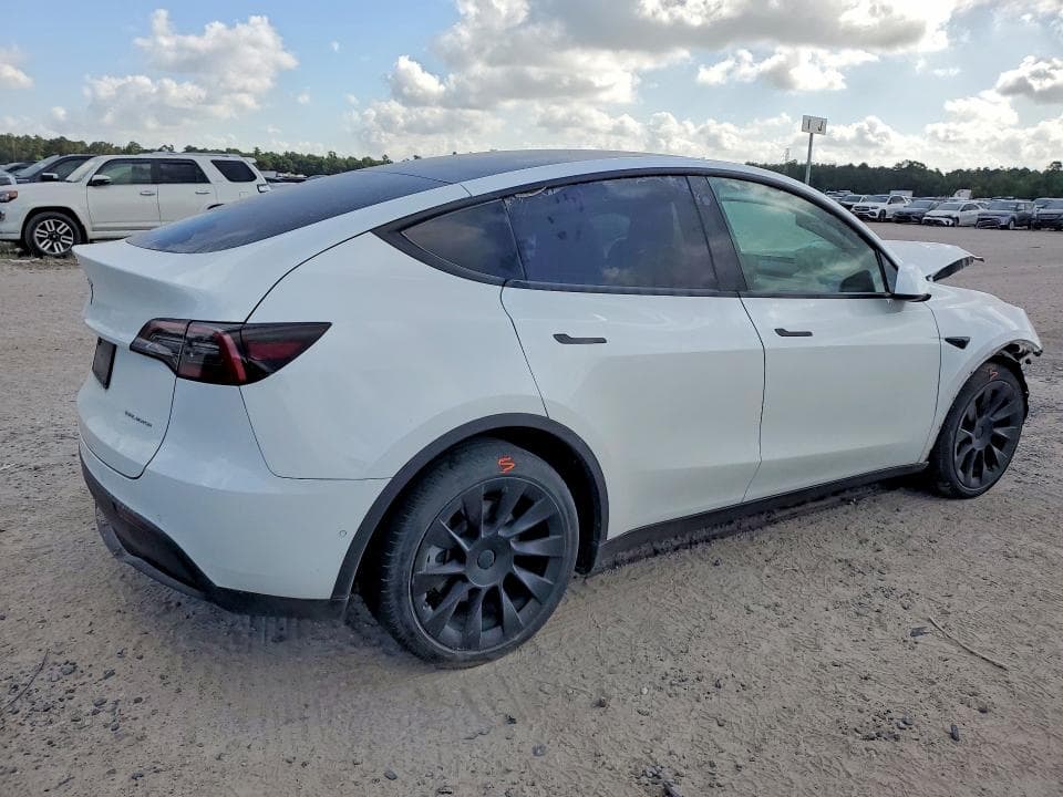 2022 TESLA MODEL Y 3