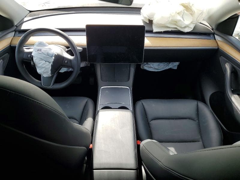 2022 TESLA MODEL Y 8