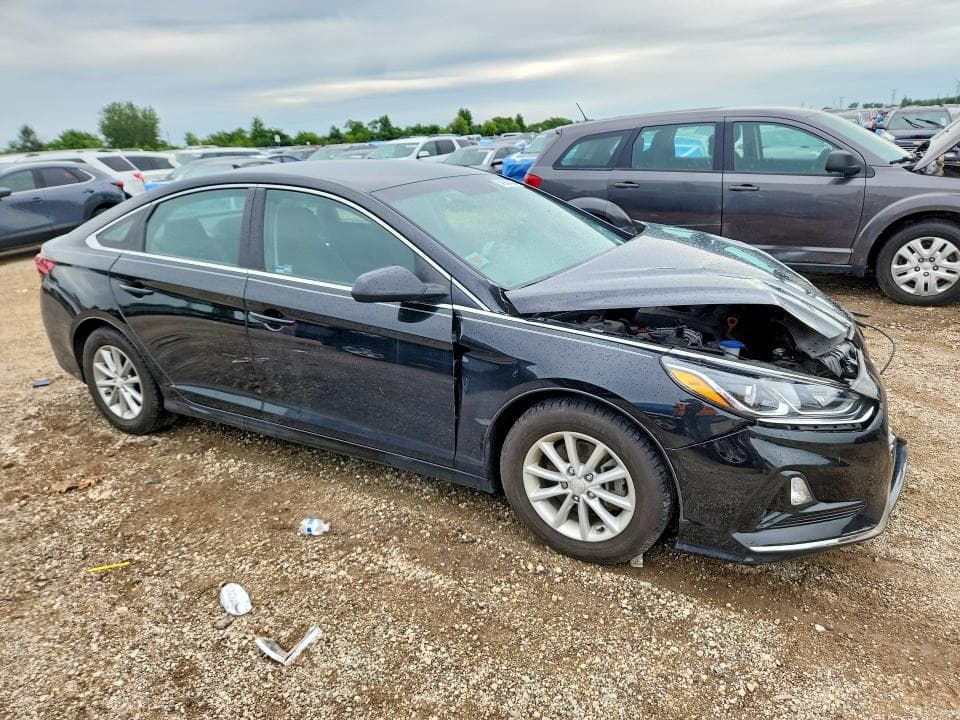 2018 HYUNDAI SONATA SE 4