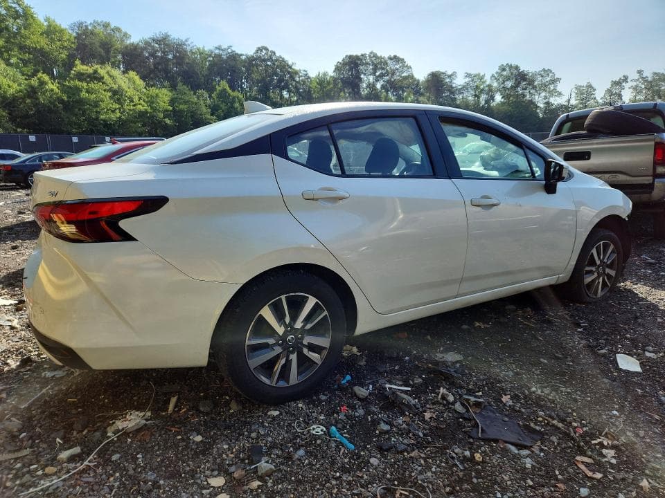 2021 NISSAN VERSA SV SV 3