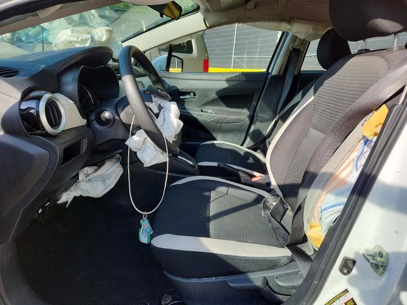 2021 NISSAN VERSA SV SV 7