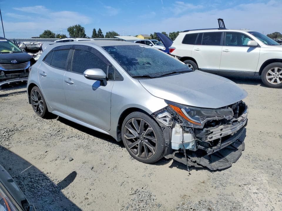 2019 TOYOTA COROLLA HATCHBACK XSE 4