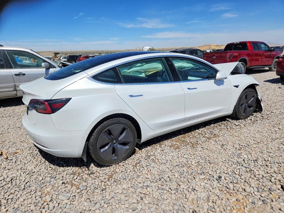2020 TESLA MODEL 3 3