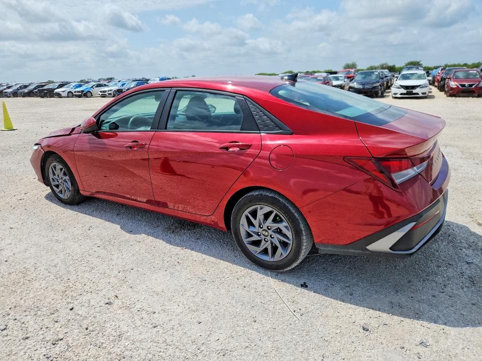 2024 HYUNDAI ELANTRA SEL 2