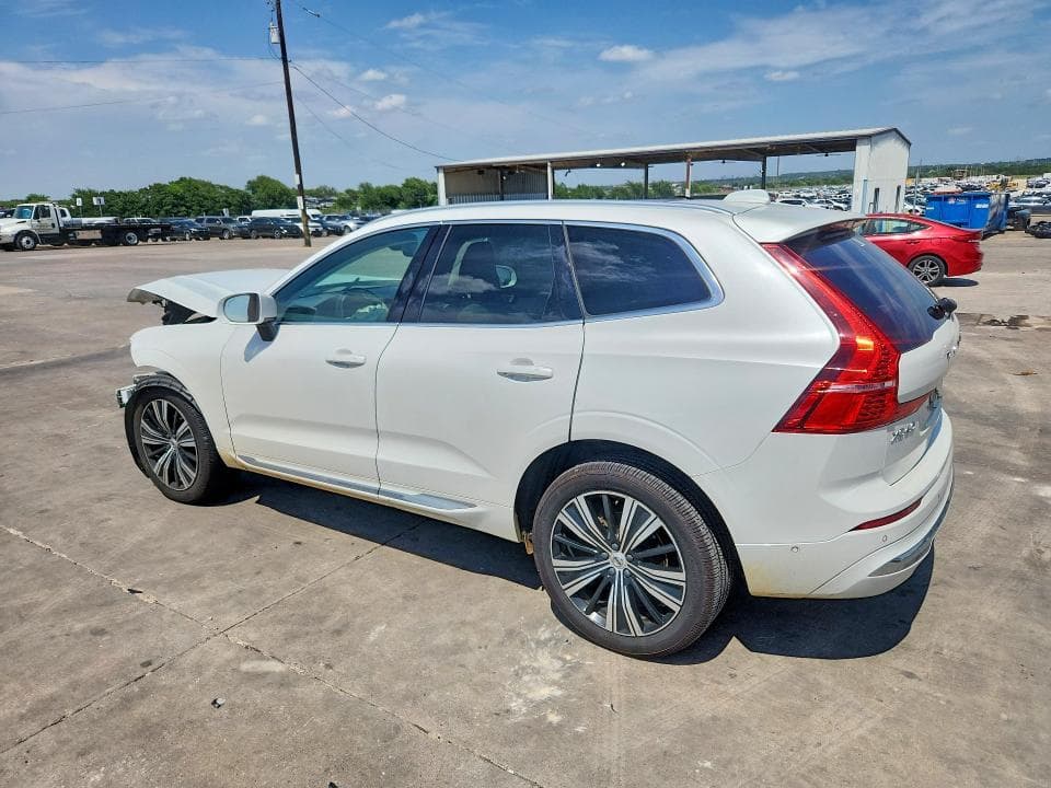2022 VOLVO XC60 B5 INSCRIPTION 2