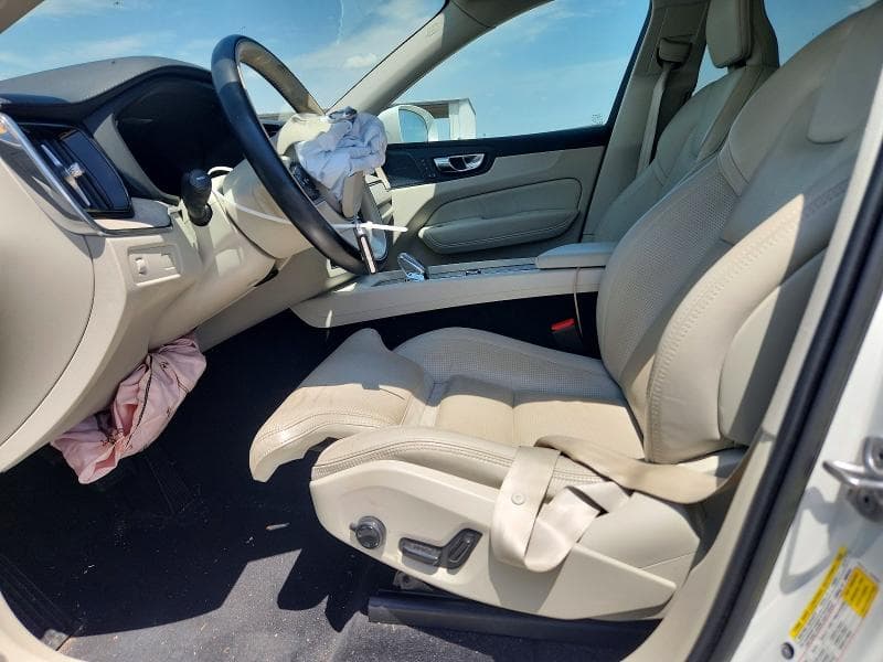 2022 VOLVO XC60 B5 INSCRIPTION 7