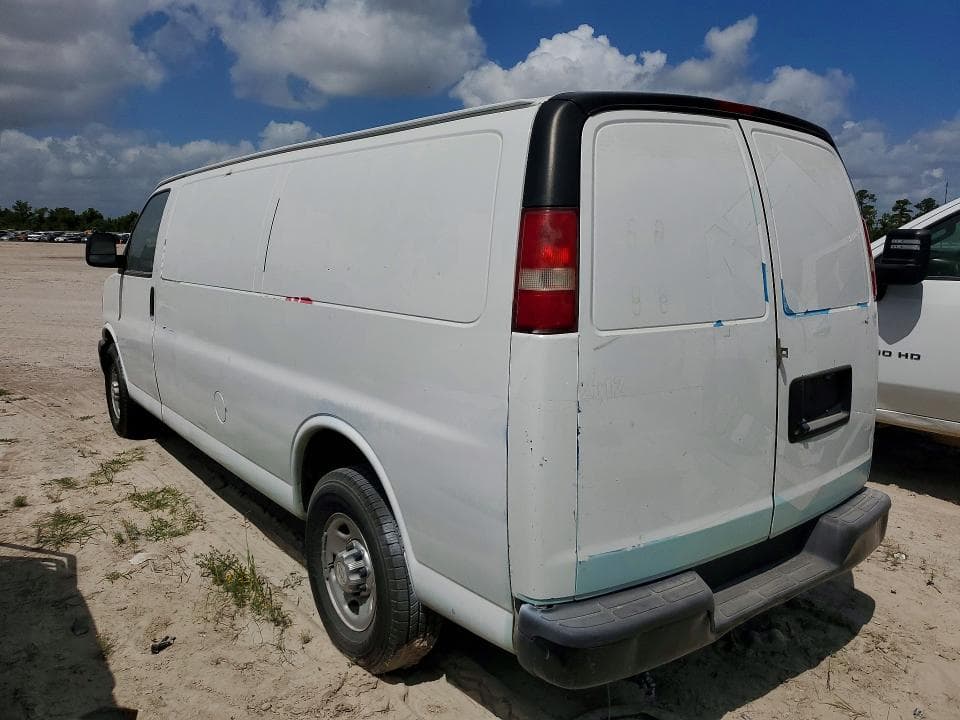 2017 CHEVROLET EXPRESS G3500 2