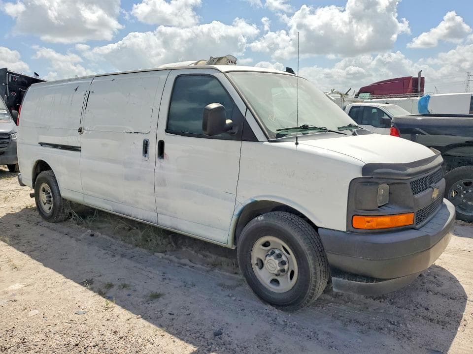 2017 CHEVROLET EXPRESS G3500 4