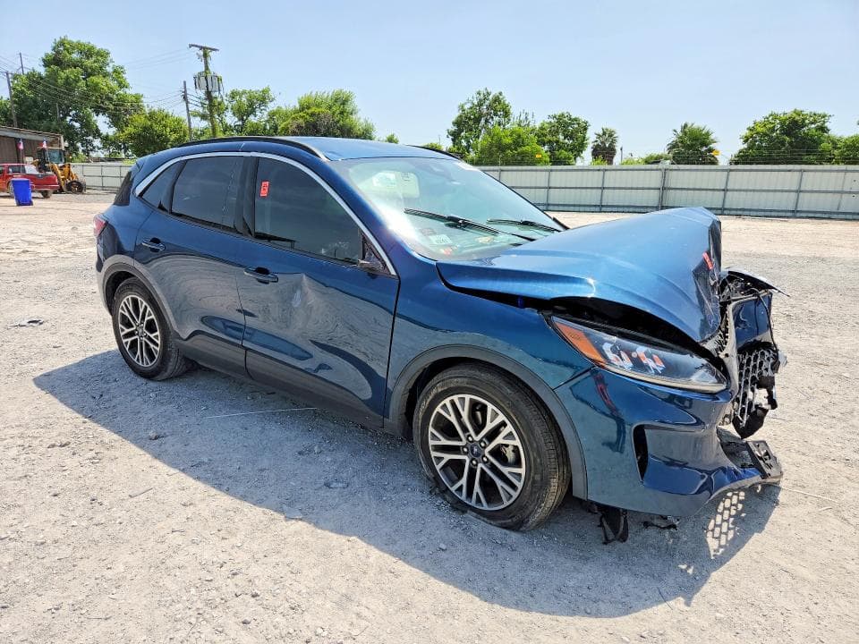 2020 FORD ESCAPE SEL 4