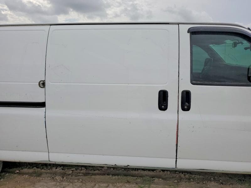 2018 CHEVROLET EXPRESS G3500 11