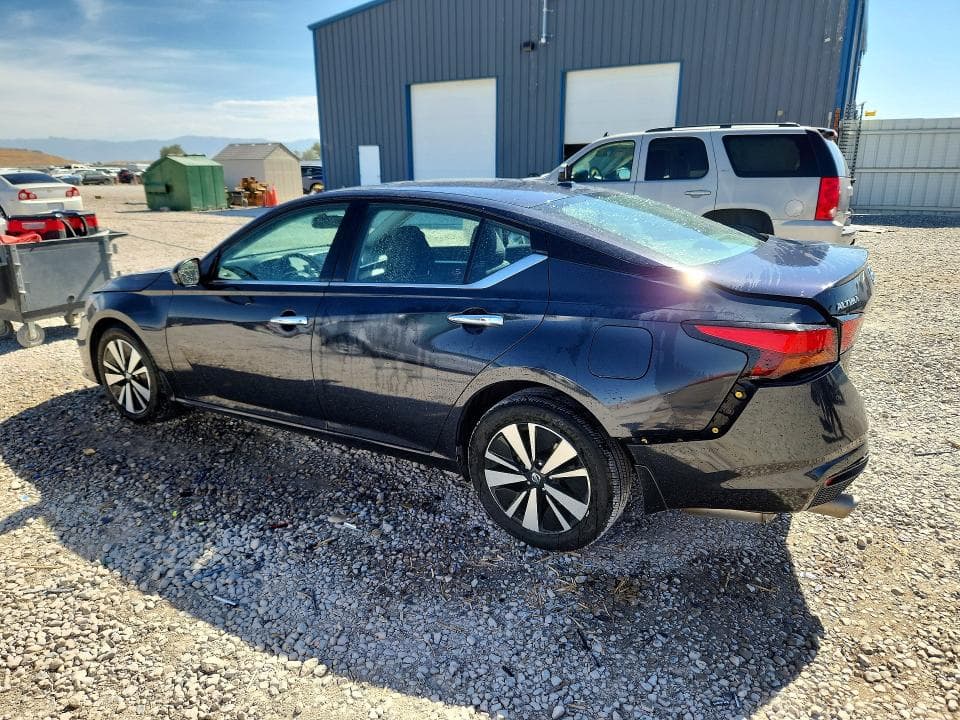 2019 NISSAN ALTIMA SV 2