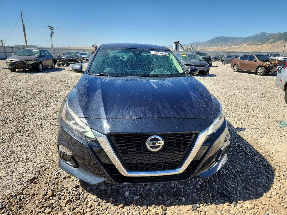 2019 NISSAN ALTIMA SV 5