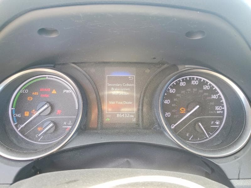2021 TOYOTA CAMRY SE 9