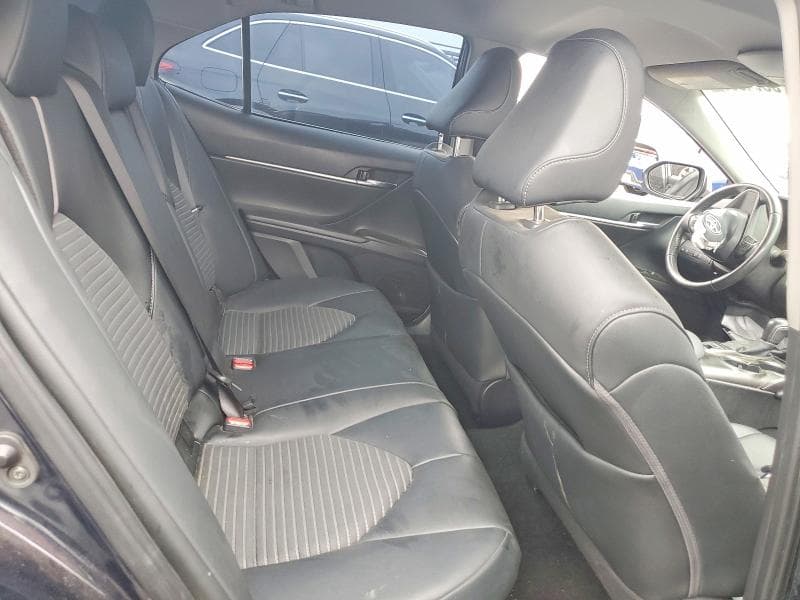 2021 TOYOTA CAMRY SE 10