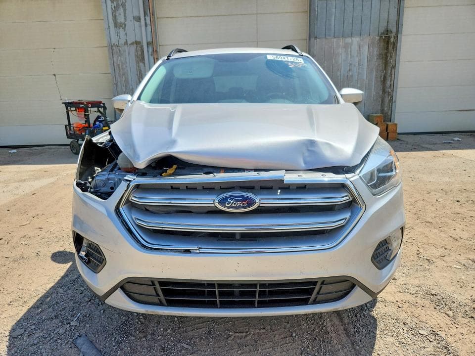 2017 FORD ESCAPE SE SE 5