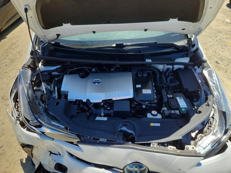 2021 TOYOTA PRIUS L ECO 11
