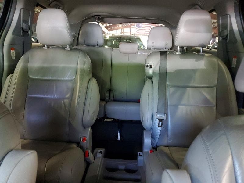 2017 TOYOTA SIENNA XLE 8-PASSENGER XLE 8-PASSENGER 11