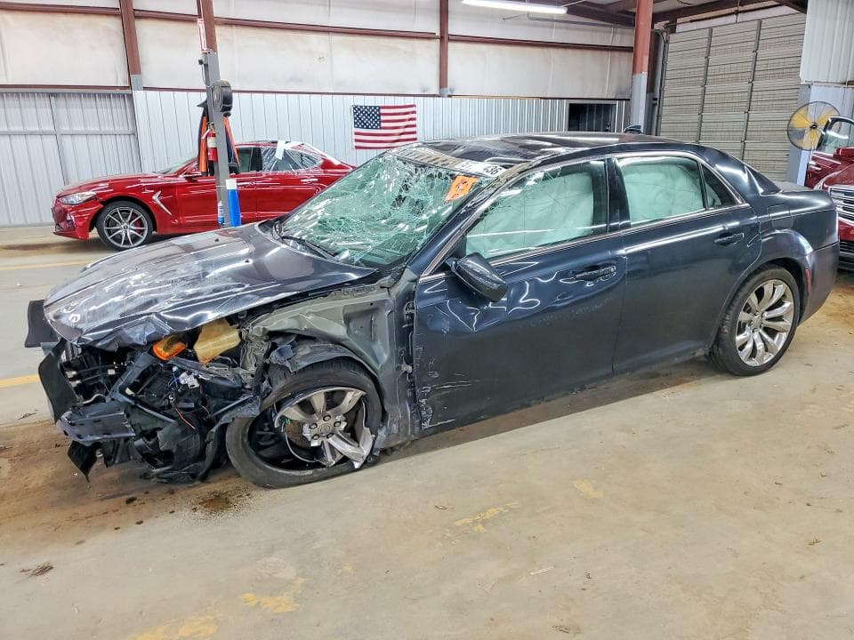 2016 CHRYSLER 300 LIMITED 1