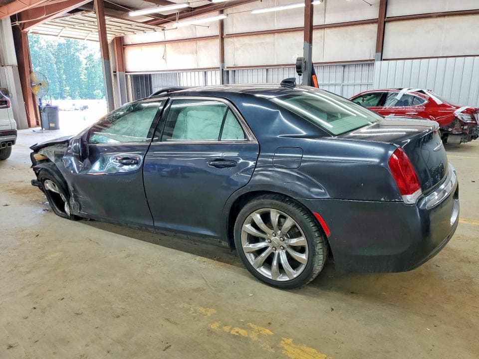 2016 CHRYSLER 300 LIMITED 2