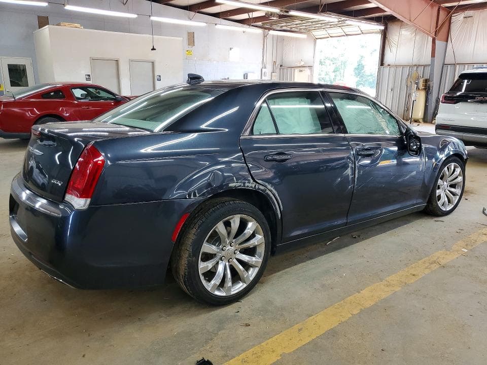 2016 CHRYSLER 300 LIMITED 3