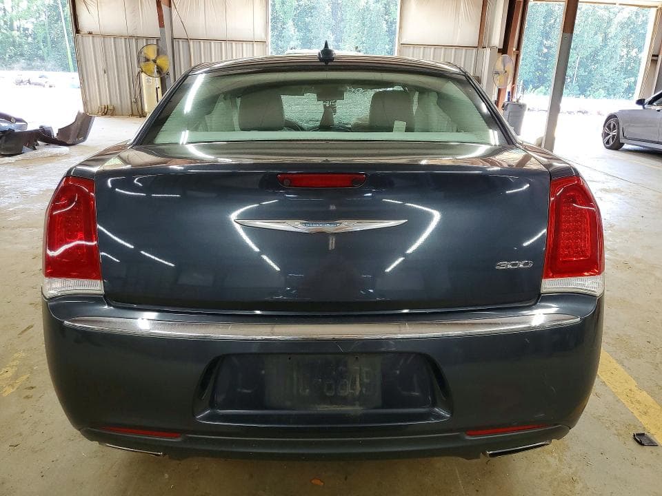 2016 CHRYSLER 300 LIMITED 6
