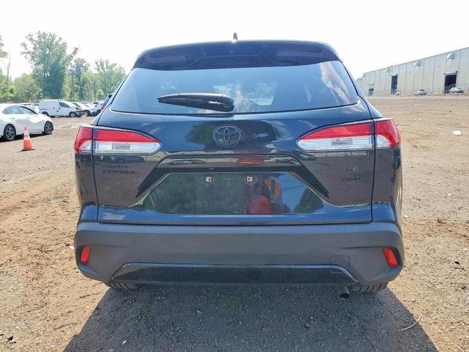2022 TOYOTA COROLLA CROSS LE 6