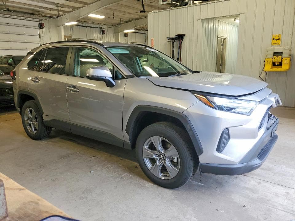 2025 TOYOTA RAV4 HYBRID XLE 4