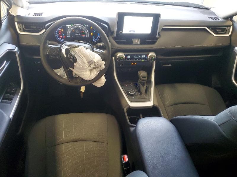 2025 TOYOTA RAV4 HYBRID XLE 8