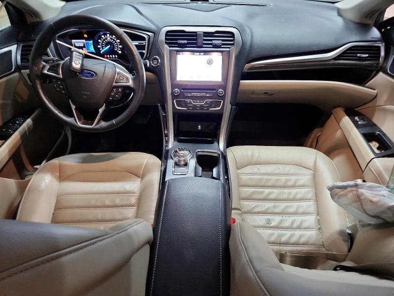 2017 FORD FUSION SE 8