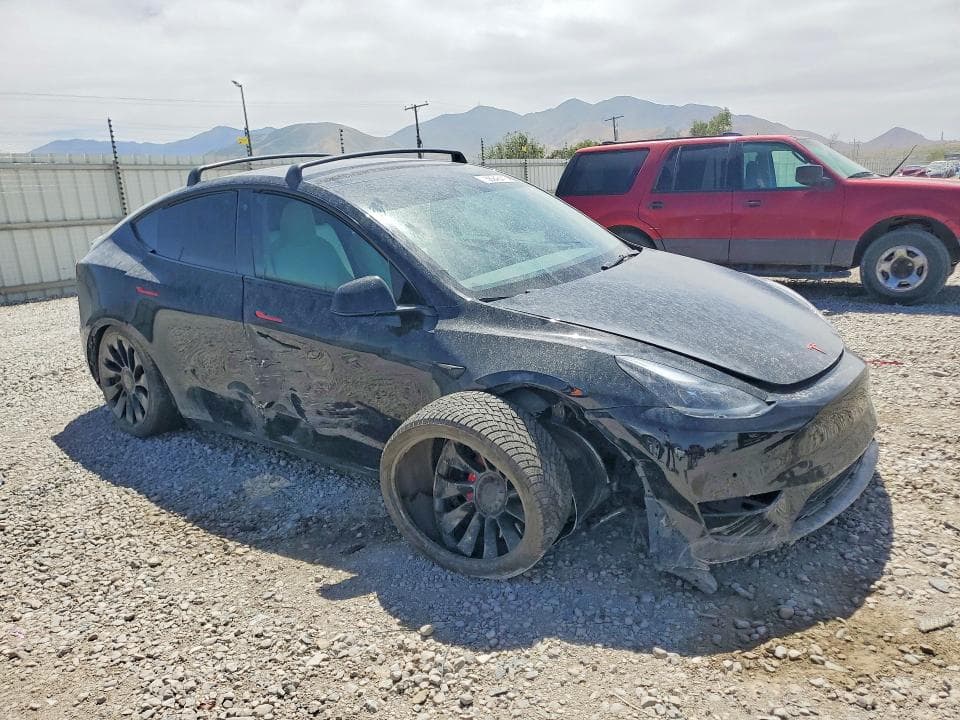 2022 TESLA MODEL Y 4