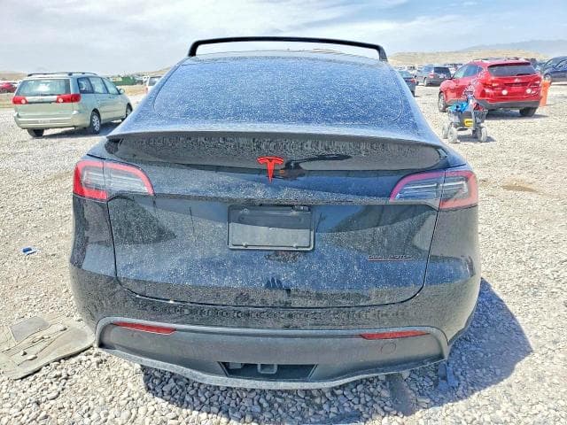 2022 TESLA MODEL Y 6