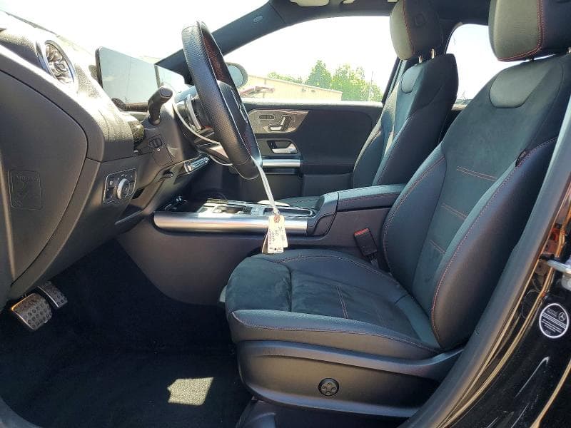 2025 MERCEDES-BENZ GLA 250 4MATIC 7