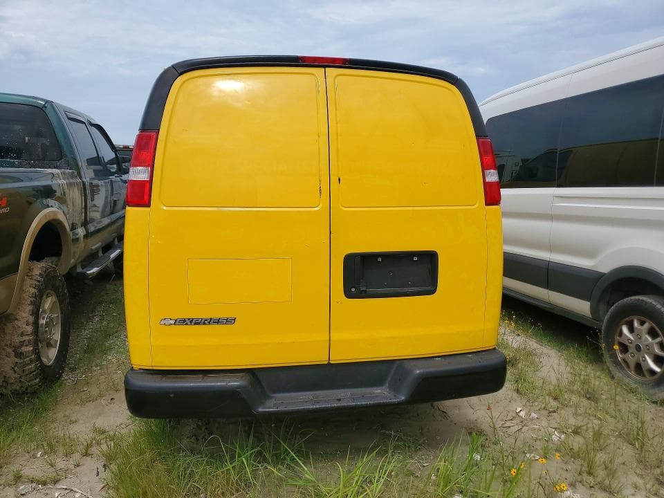 2021 CHEVROLET EXPRESS G2500 6