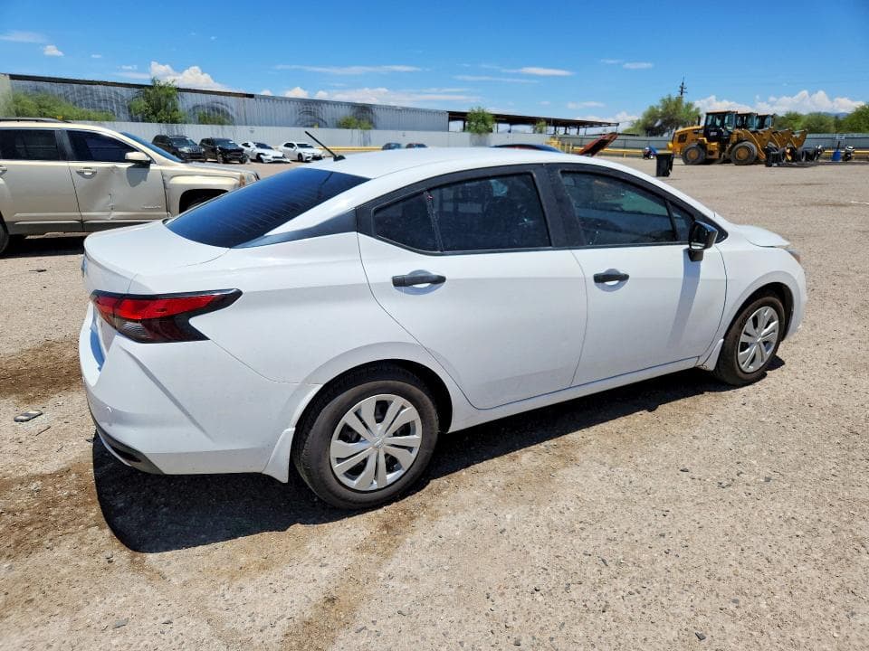 2020 NISSAN VERSA S 3