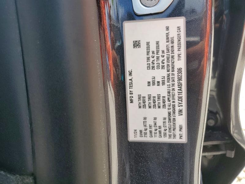 2025 TESLA MODEL 3 12