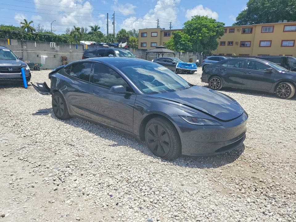 2025 TESLA MODEL 3 4