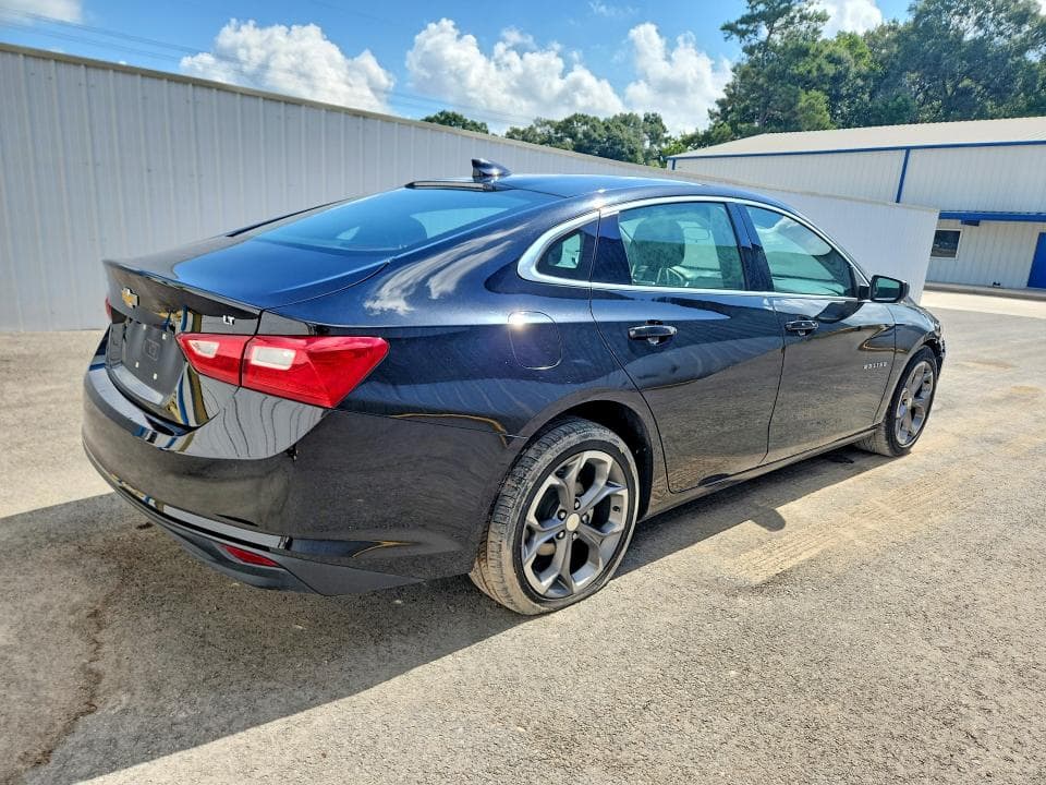2023 CHEVROLET MALIBU LT 3