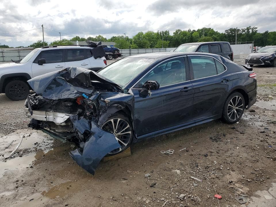 2020 TOYOTA CAMRY SE - 1