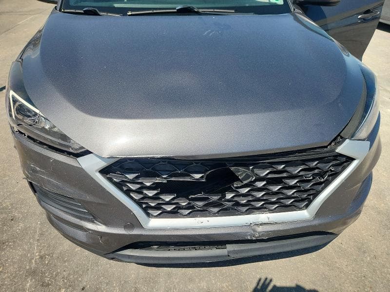 2021 HYUNDAI TUCSON SE 12