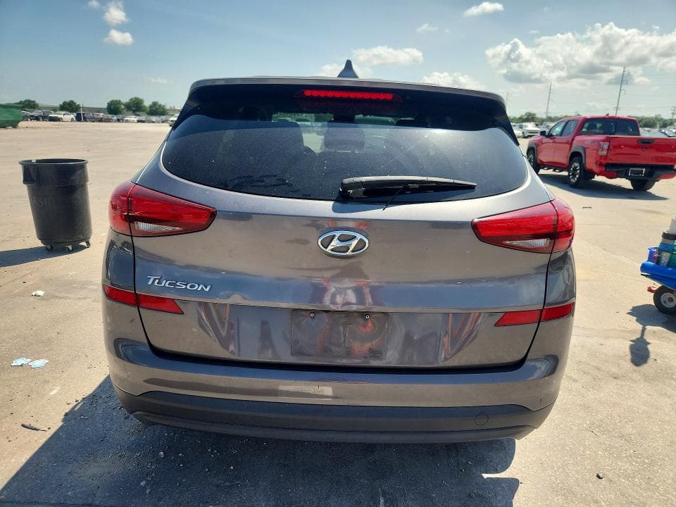 2021 HYUNDAI TUCSON SE 6