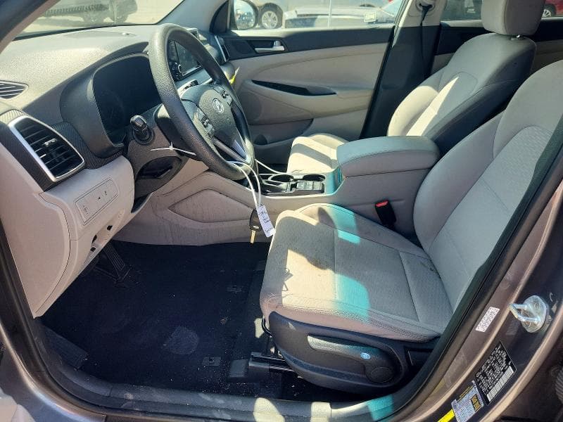 2021 HYUNDAI TUCSON SE 7