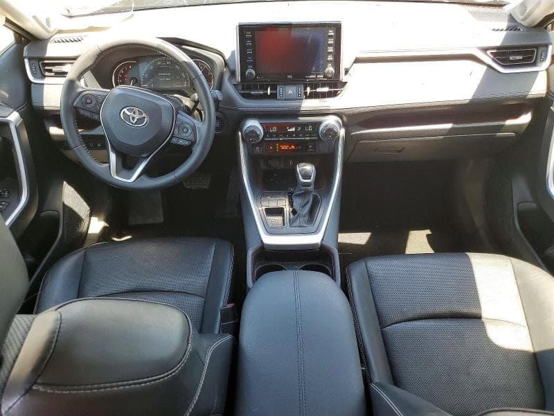 2021 TOYOTA RAV4 LIMITED 8