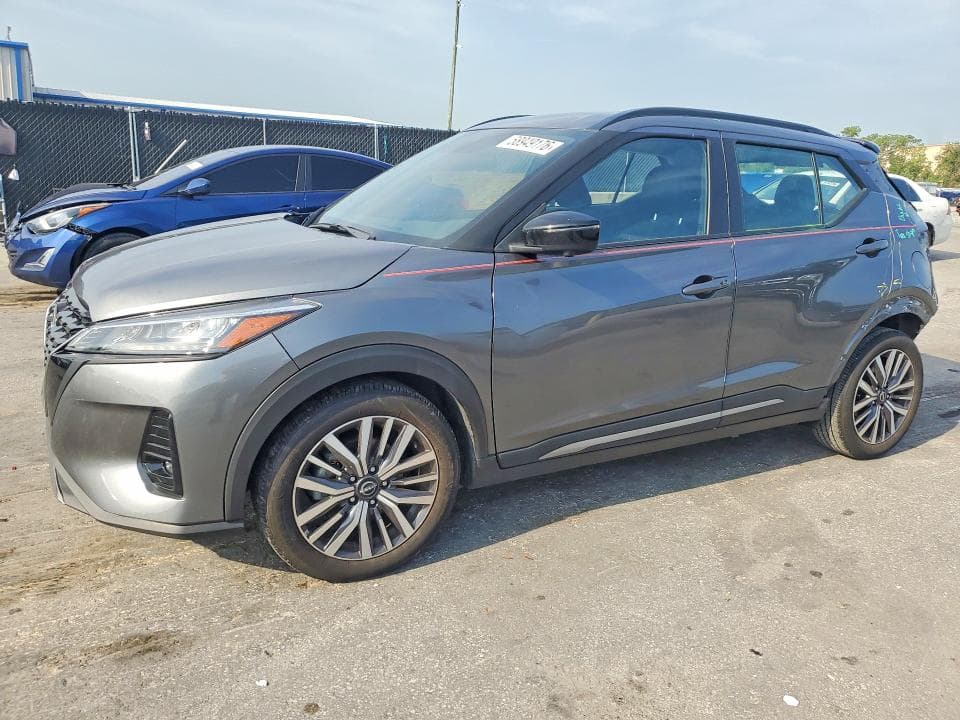 2024 NISSAN KICKS SR - 1