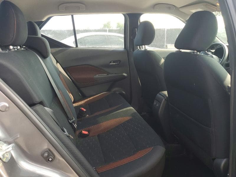 2024 NISSAN KICKS SR 11